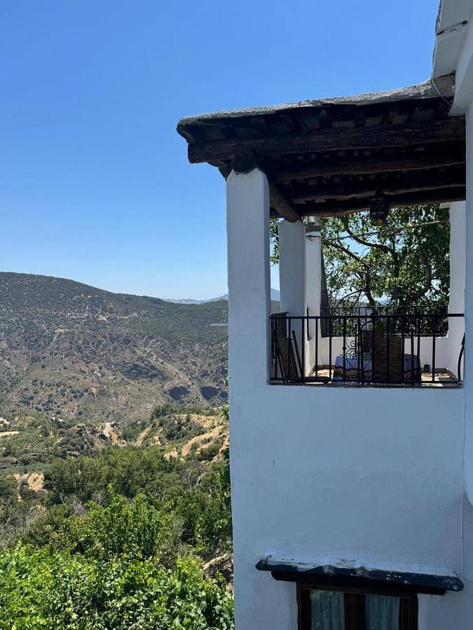 Maison de campagne pour 8 personnes, avec vue ainsi que balcon et piscine dans Pitres - 4