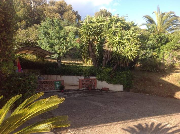 Gîte pour 5 personnes, avec terrasse et jardin