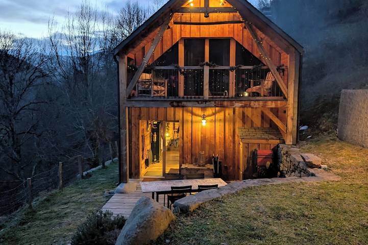 Chalet pour 13 personnes, avec Balcon ainsi que Jacuzzi et Jardin