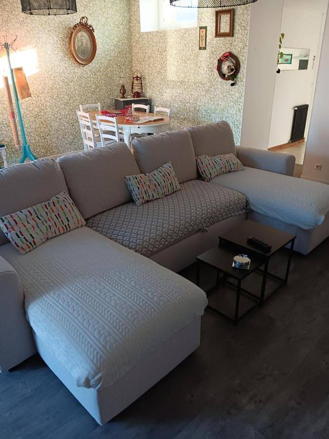 Location de vacances pour 5 personnes, avec jardin dans Saint-Guinoux