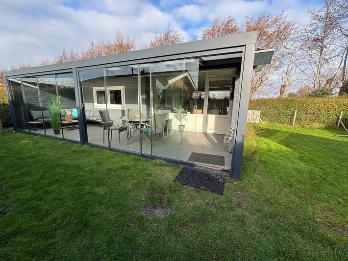 Ferienhaus für 4 Personen, mit Balkon und Terrasse sowie Garten in Sint Maartenszee