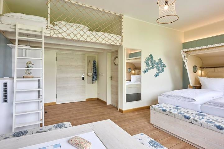 Ferienwohnung für 5 Personen, mit Balkon/Terrasse und Pool sowie Sauna in Hohenkirchen (Wangerland) - 4
