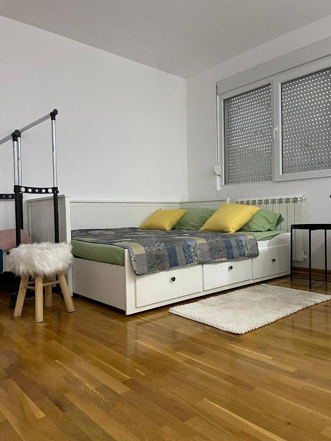 Ferienwohnung für 4 Personen, mit Ausblick und Terrasse, mit Haustier in Belgrad