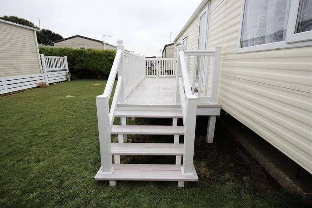 Serene Chalet Retreat in Fareham, Hampshire
