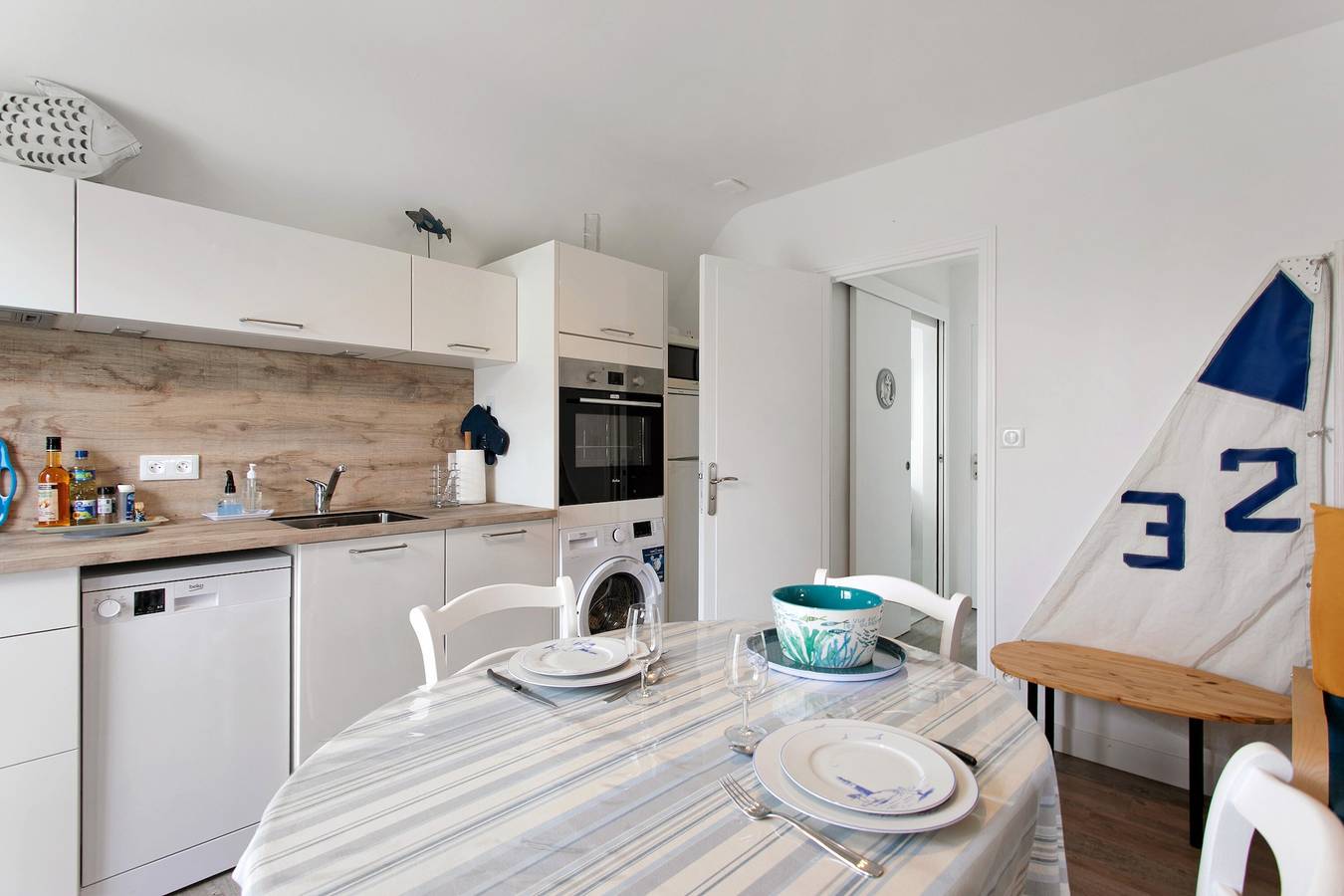 Entire studio, Studio "Port Lazo" with Sea View, Private Terrace and Wi-Fi in Plouézec, Côte de Goëlo