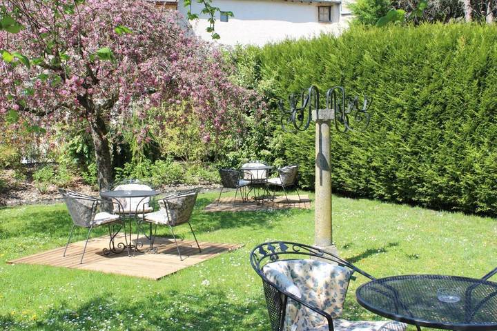 Hôtel pour 3 personnes, avec jardin dans Curtil-Vergy - 3