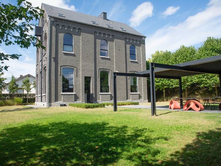 Maison de vacances pour 21 personnes, avec Terrasse et Jardin à Anhée