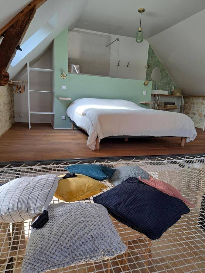 Location de vacances pour 4 personnes, avec piscine ainsi que terrasse et jardin à Strenquels - 4