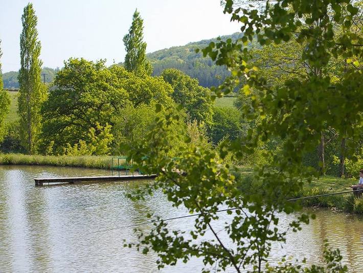 Camping la Fougeraie - Unterkunft 2 personen - Kokon auf Stelzen in Saint-Léger-de-Fougeret, Naturpark Morvan