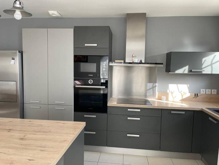 Location de vacances pour 7 personnes, avec terrasse à Pinet (homonymie) - 4