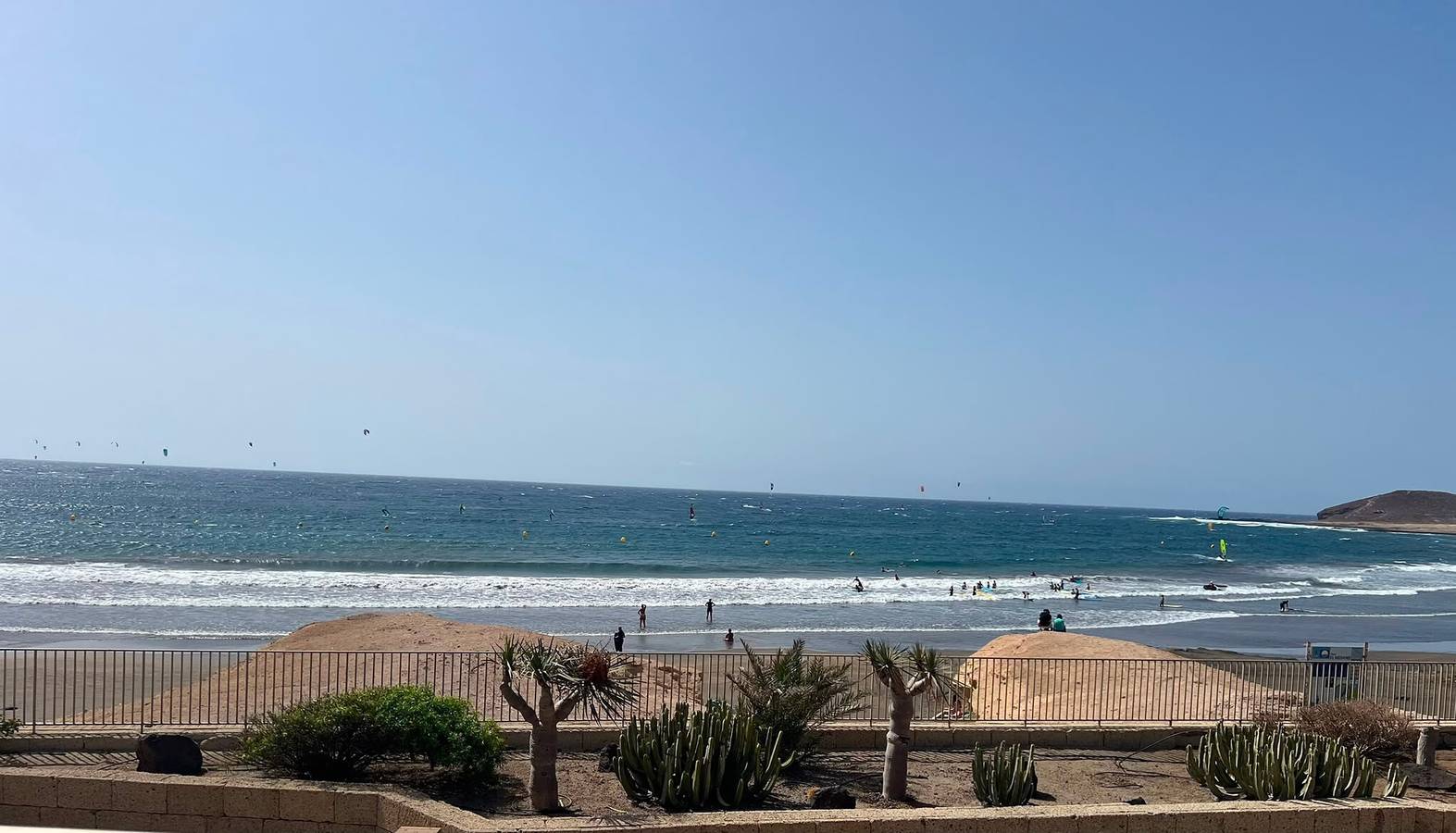 Casa Médano 12: vista mare, terrazza privata e Wi-Fi a El Médano, Tenerife Sud in Playa el Médano, Granadilla de Abona