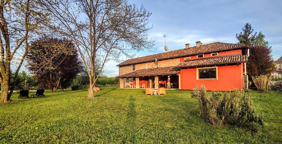 Chambre d’hôte pour 3 personnes, avec jardin ainsi que vue et piscine, animaux acceptés
