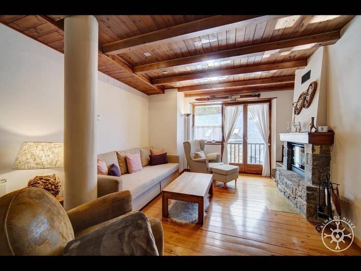 Gîte pour 6 personnes, avec vue et balcon dans Tredós - 2