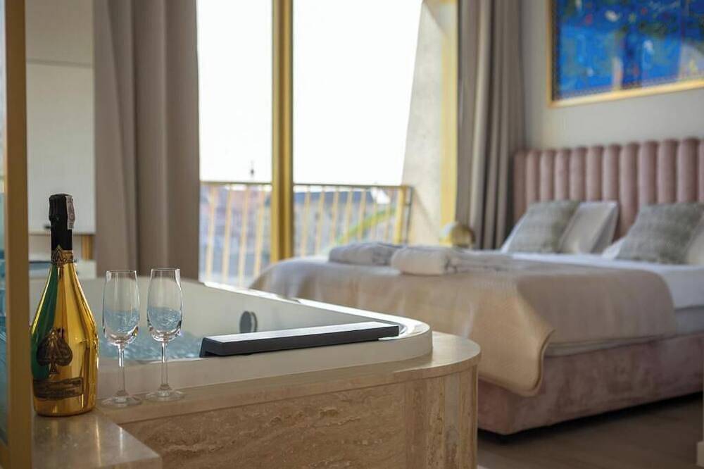 Ganze Wohnung, Suite with Jacuzzi in Breslau, Niederschlesien