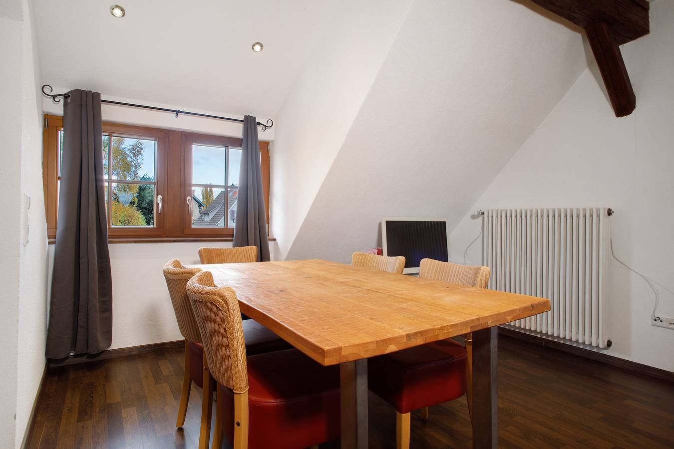 Ganzes Studio, Ferienwohnung 'Suite Heustadel' mit gemeinsamer Terrasse und Wlan in Kippenhausen, Immenstaad am Bodensee
