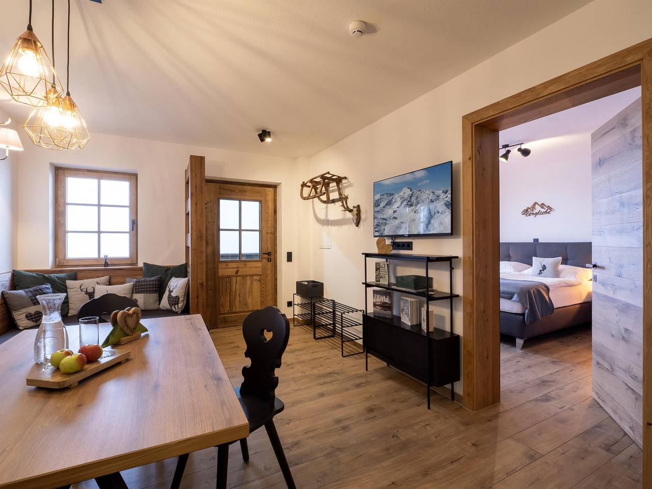 Ganze Ferienwohnung, Appartement Alpenliebe Zillertal in Hart im Zillertal, Bezirk Schwaz