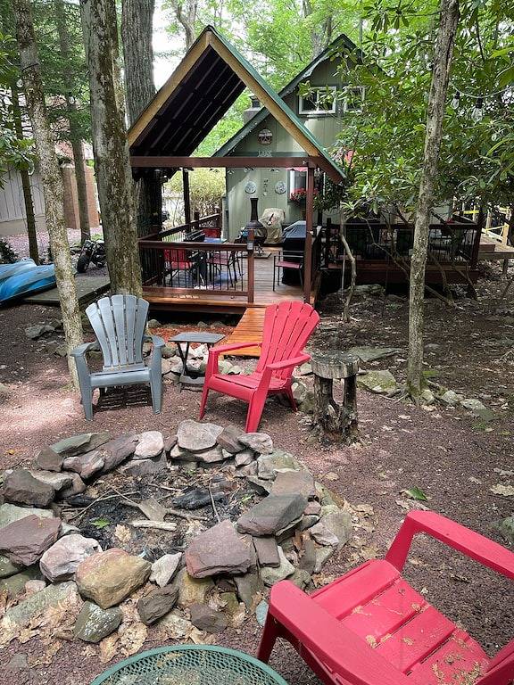 Black Bear Cosy Cabin Chalet, Lakeview, Kajaks zur Verfügung in Hickory Run State Park