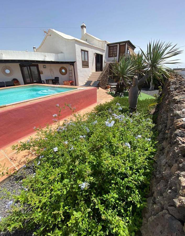 B&b per 2 persone, con Terrazza e Giardino nonché Piscina e Panorama a Lanzarote