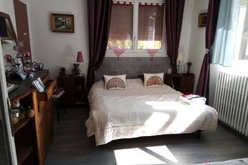 Chambre D’hôte pour 3 Personnes dans Garennes-sur-Eure, Région d'Évreux, Photo 1