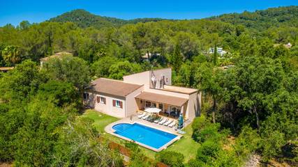 Villa in Crestatx, Sa Pobla für 8 