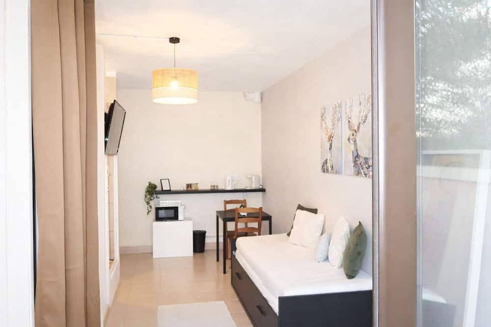 Appartement entier, Studio Groupama stadium /Ldlc arena/ Eurexpo/aéroport st Exupéry in Meyzieu, Lyon et ses environs