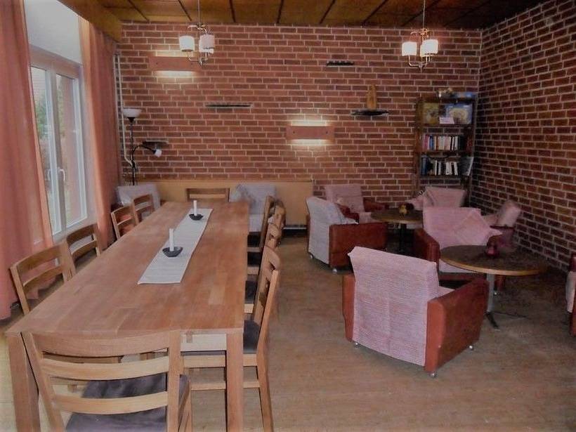 "Ferien Nord-Nordost" Wooster Teerofen "Am Walde" Haupthaus in Wooster-Teerofen, Neu Poserin