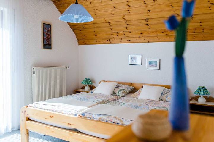 Ferienwohnung für 4 Personen, mit Balkon und Pool sowie Garten in Ebermannstadt - 2