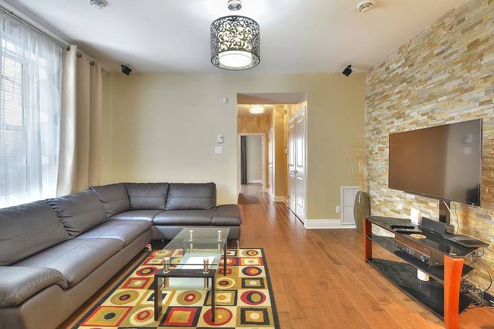 Apartamento de vacaciones para 4 personas, con jacuzzi y balcón en Montreal