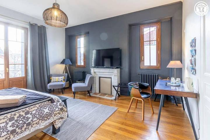 Chambre d’hôte pour 4 personnes, avec piscine et terrasse dans Lac du Bourget - 3