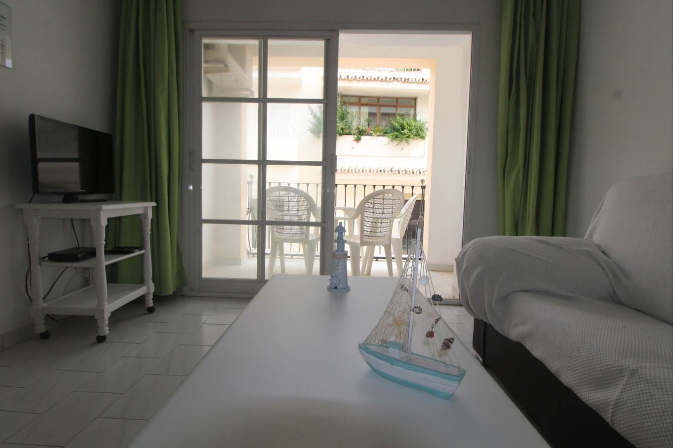 Geheel vakantieappartement, Vakantieappartement voor 3 personen met terras in La Carihuela, Torremolinos