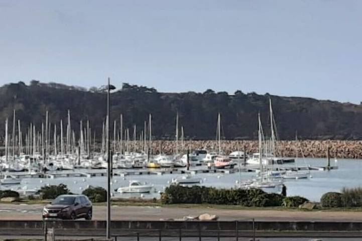 Location de vacances pour 4 personnes, avec balcon, animaux acceptés à Trébeurden