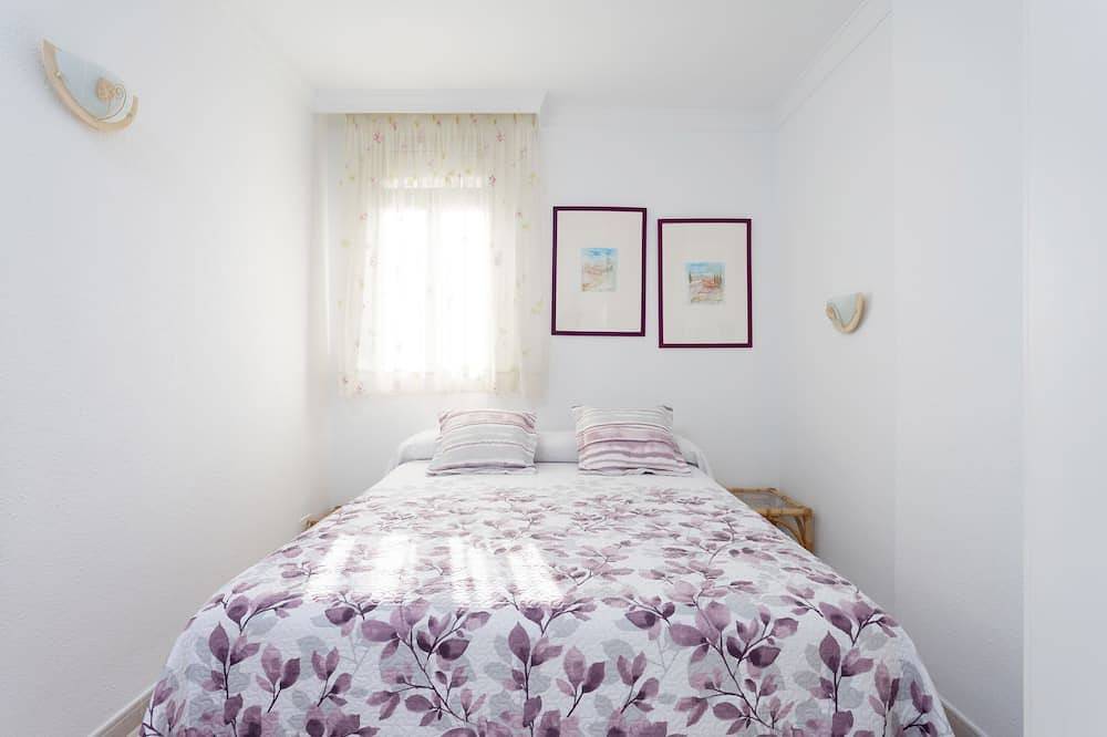 Entire apartment, Beachfront in Los Cristianos, Arona