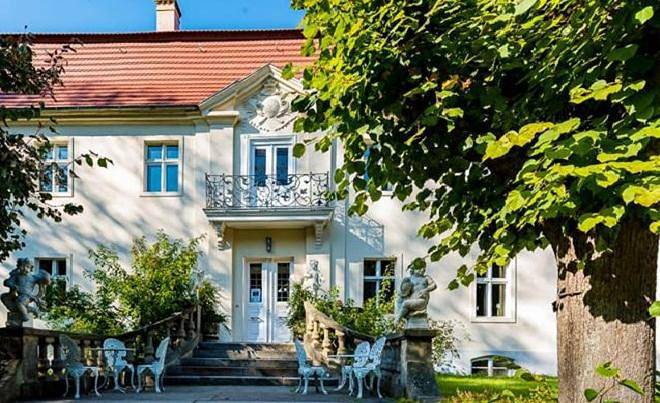 Ferienwohnung für 6 Personen, mit Terrasse und Garten sowie Ausblick in Trebbin