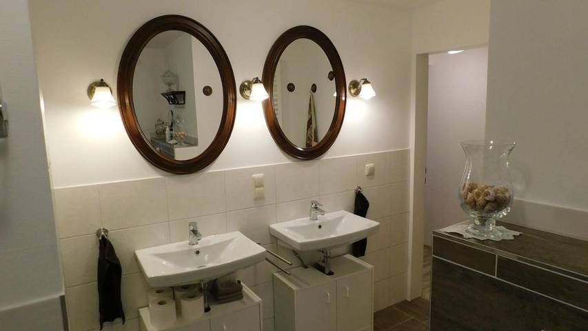Ferienwohnung für 6 Personen, mit Balkon und Terrasse sowie Garten und Ausblick in Bergen (Niedersachsen) - 3