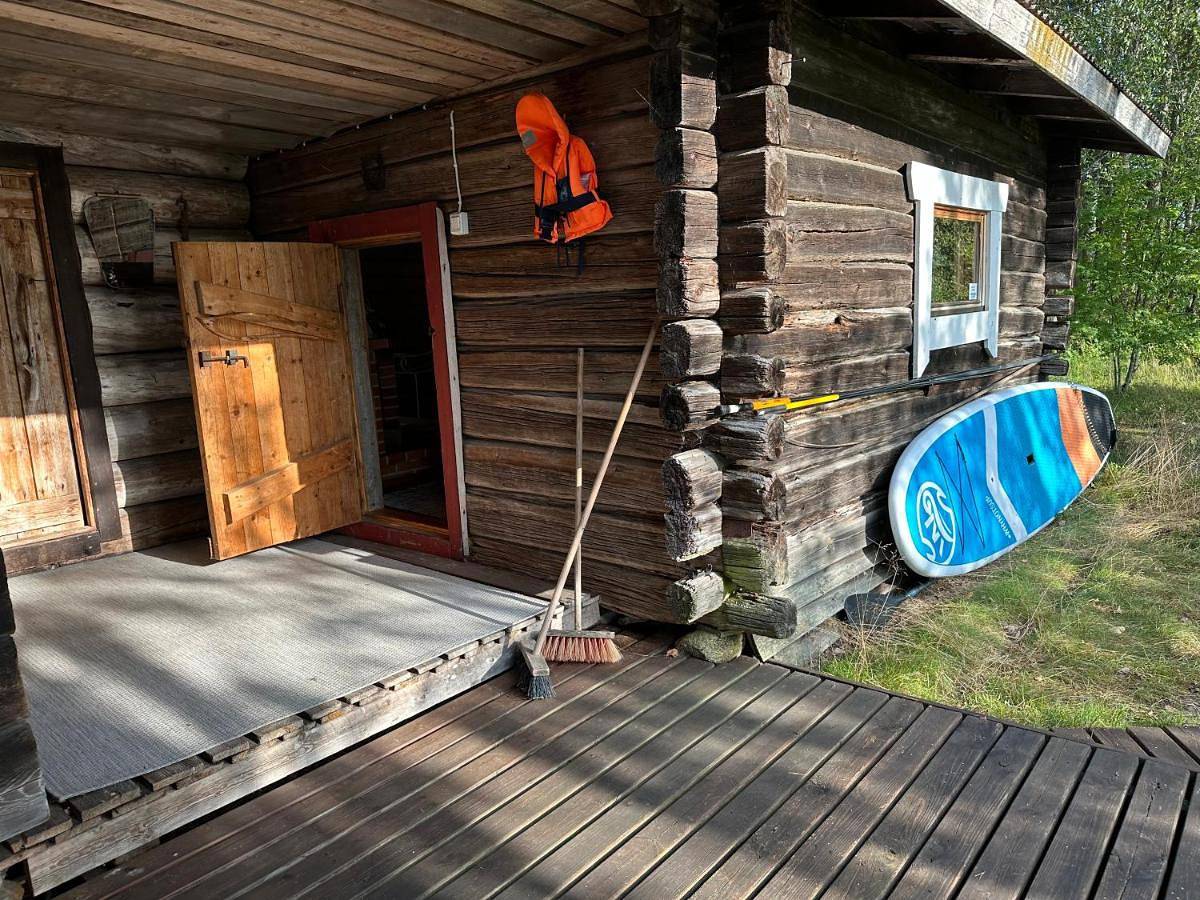 Saimaa Lakeside Sauna Cabin in Taipalsaari, Karelia del Sur