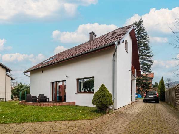 Three-Bedroom Townhouse in Kowary, Sudety (Polska)