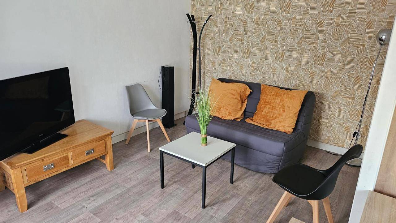 Le Gîte Le Ladignacois - Cosy, calme & indépendant - 2 à 4 pers in Ladignac-le-Long, Région de Limoges
