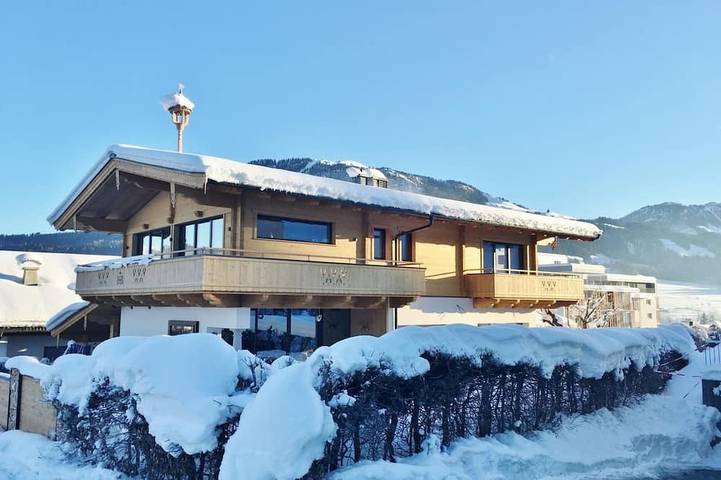 Ferienhaus für 10 Personen, mit Garten