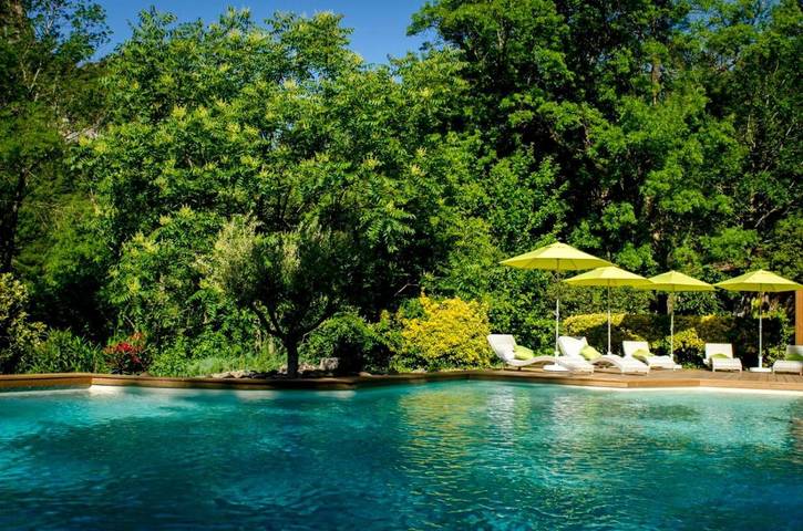 Hôtel pour 2 personnes, avec Terrasse et Jardin ainsi que Piscine et Sauna