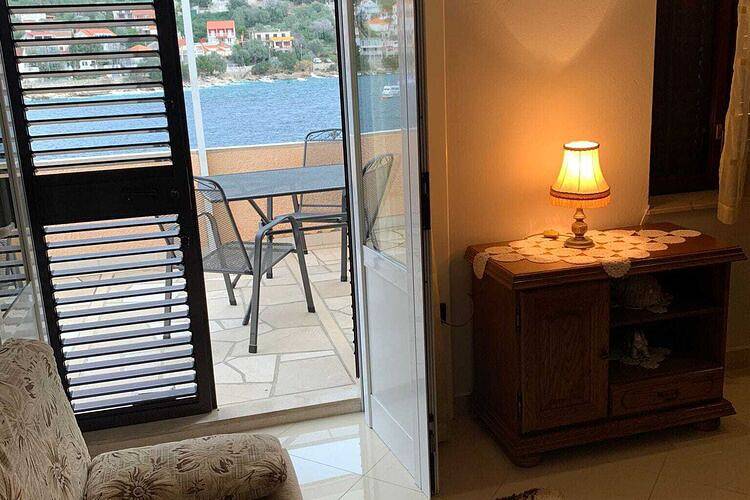 Apartamento entero, Apartments Nives - Three Bedroom Apartment with Terrace and Sea View in Blato, Korcula