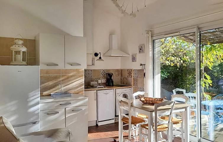 Location de vacances pour 4 personnes, avec jardin et terrasse à Mazan - 4