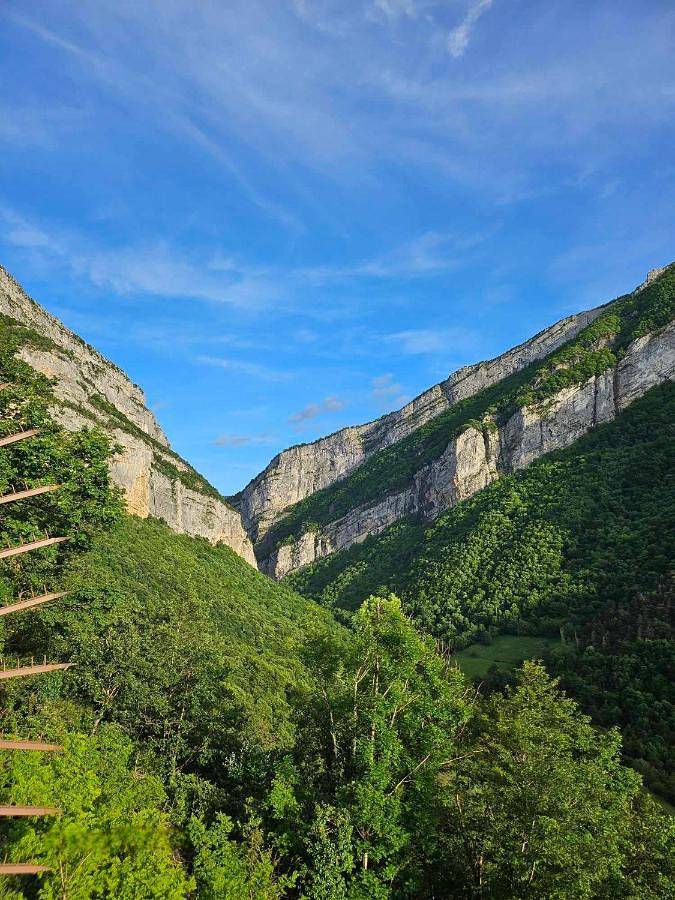 Gîte pour 2 personnes, avec terrasse et vue dans Échevis - 4