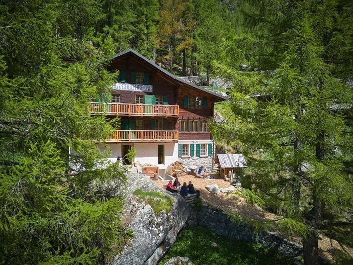 Hôtel pour 2 personnes, avec Balcon et Sauna à Evolène