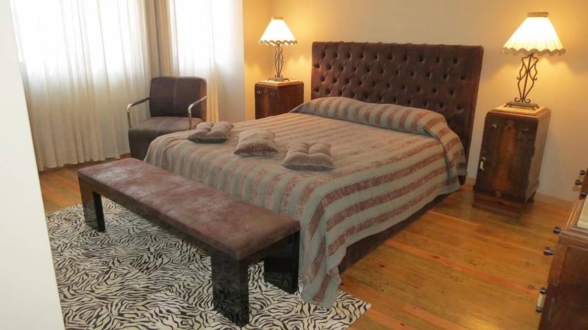 Chambre d’amis pour 6 personnes, avec jardin ainsi que vue et piscine à Mirandela - 4