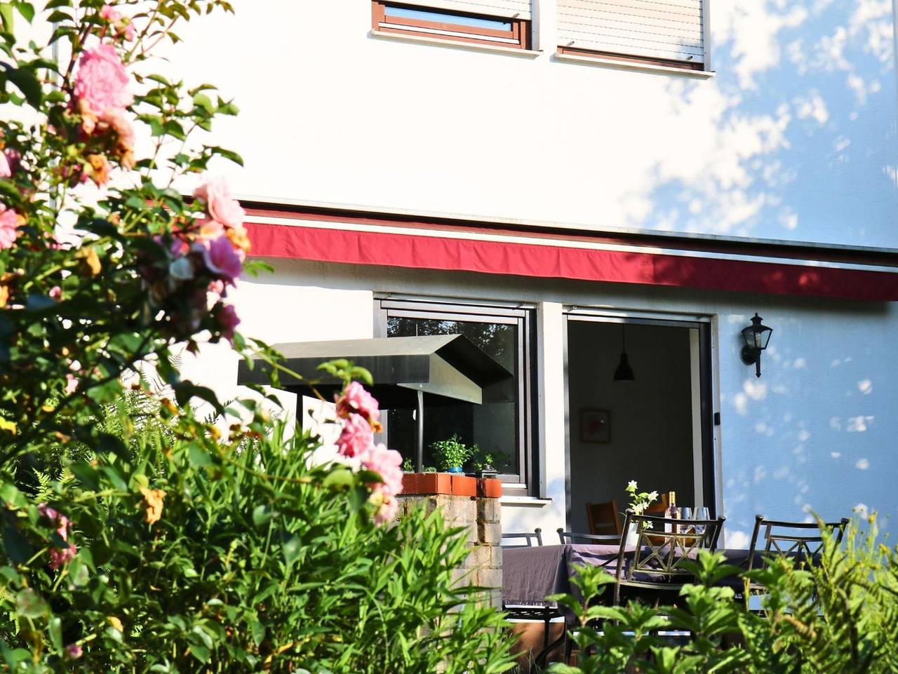 Ganze Ferienwohnung, Belle Vue - Ruhige Ferienwohnung mit Terrasse und Garten in Sankt Wendel, Saar-Nahe-Bergland