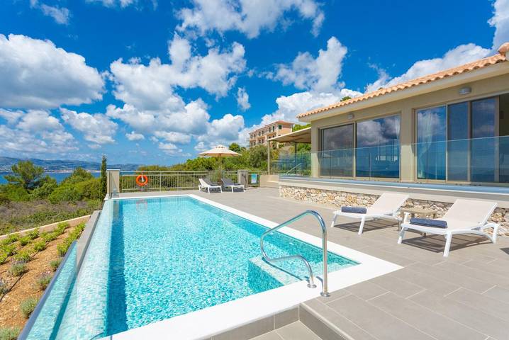 Location de vacances pour 6 personnes, avec Vue sur l’océan ainsi que Terrasse et Jardin dans Argostóli - 4
