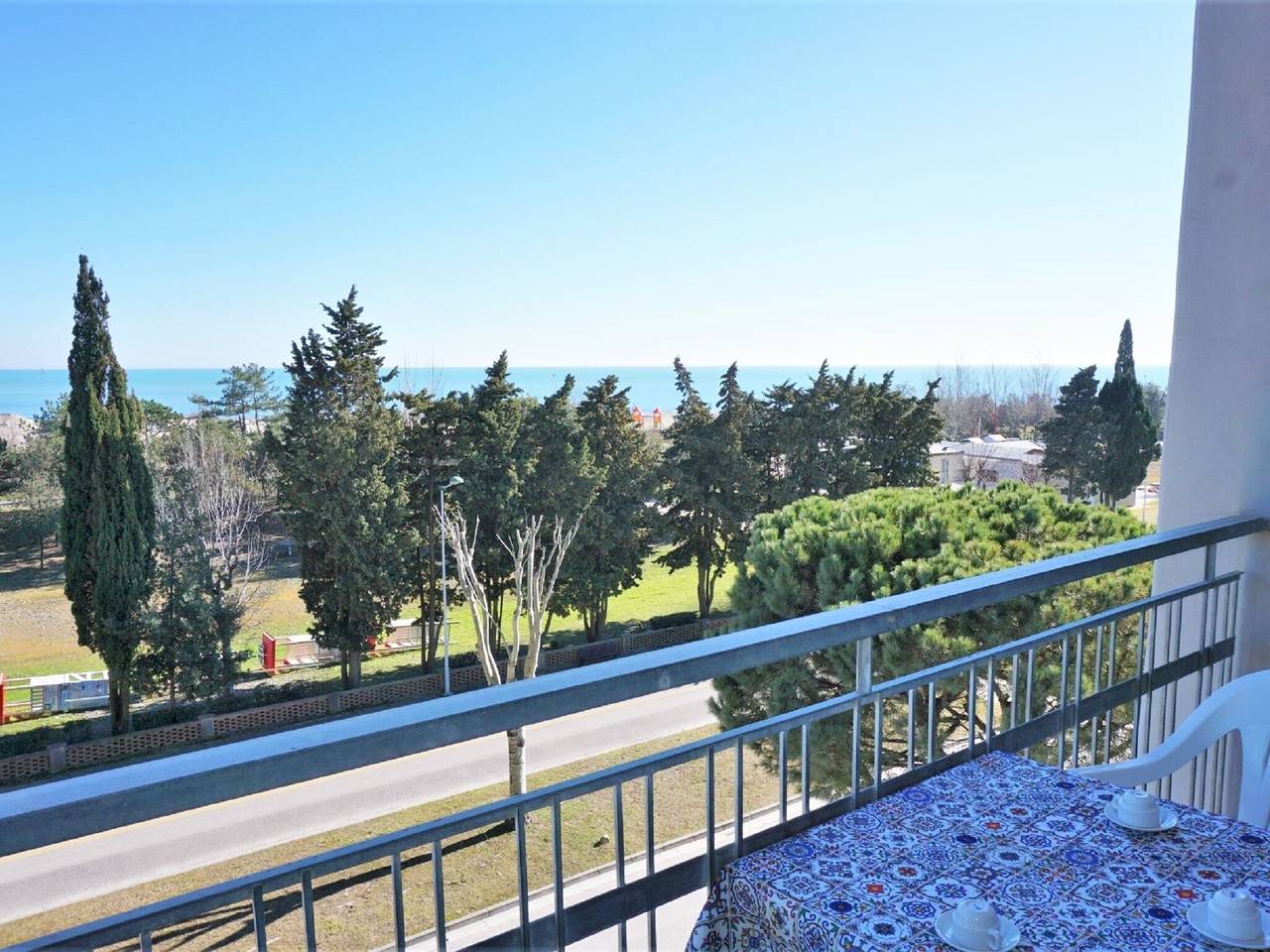 Casa Vacanze Caorle con Terrazza in Porto Santa Margherita, Caorle