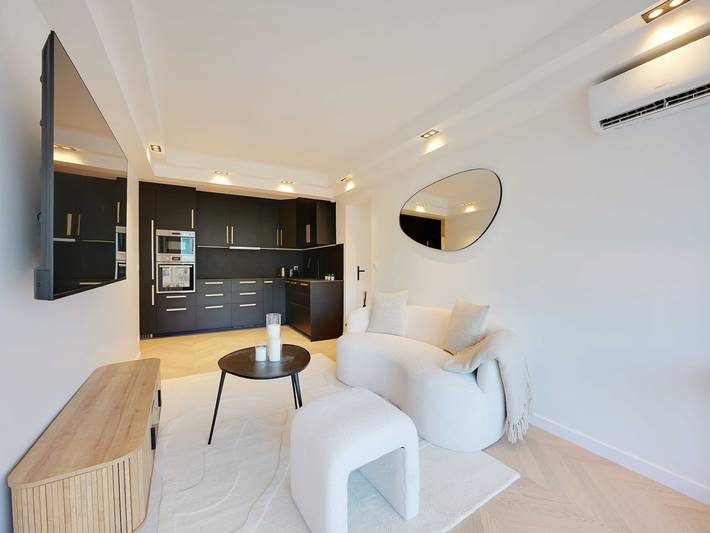 Gîte pour 4 personnes, avec balcon, adapté aux familles à Suresnes - 3