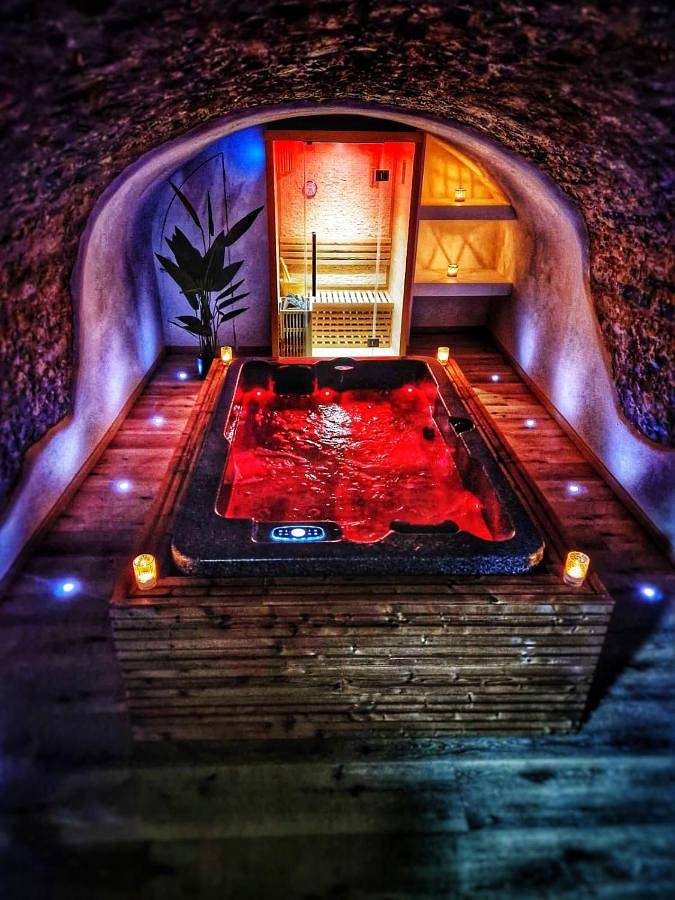 Hôtel pour 2 personnes, avec jacuzzi et sauna
