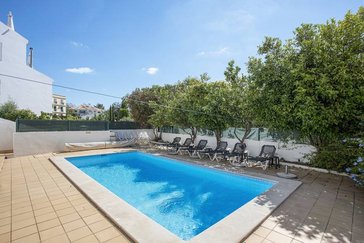 Location de vacances pour 10 personnes, avec jardin à Ferragudo - 2